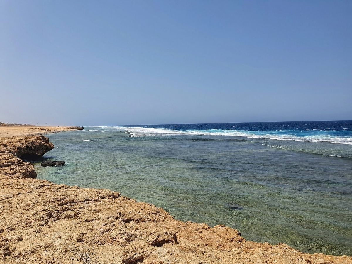 ساحل البحر الأحمر
