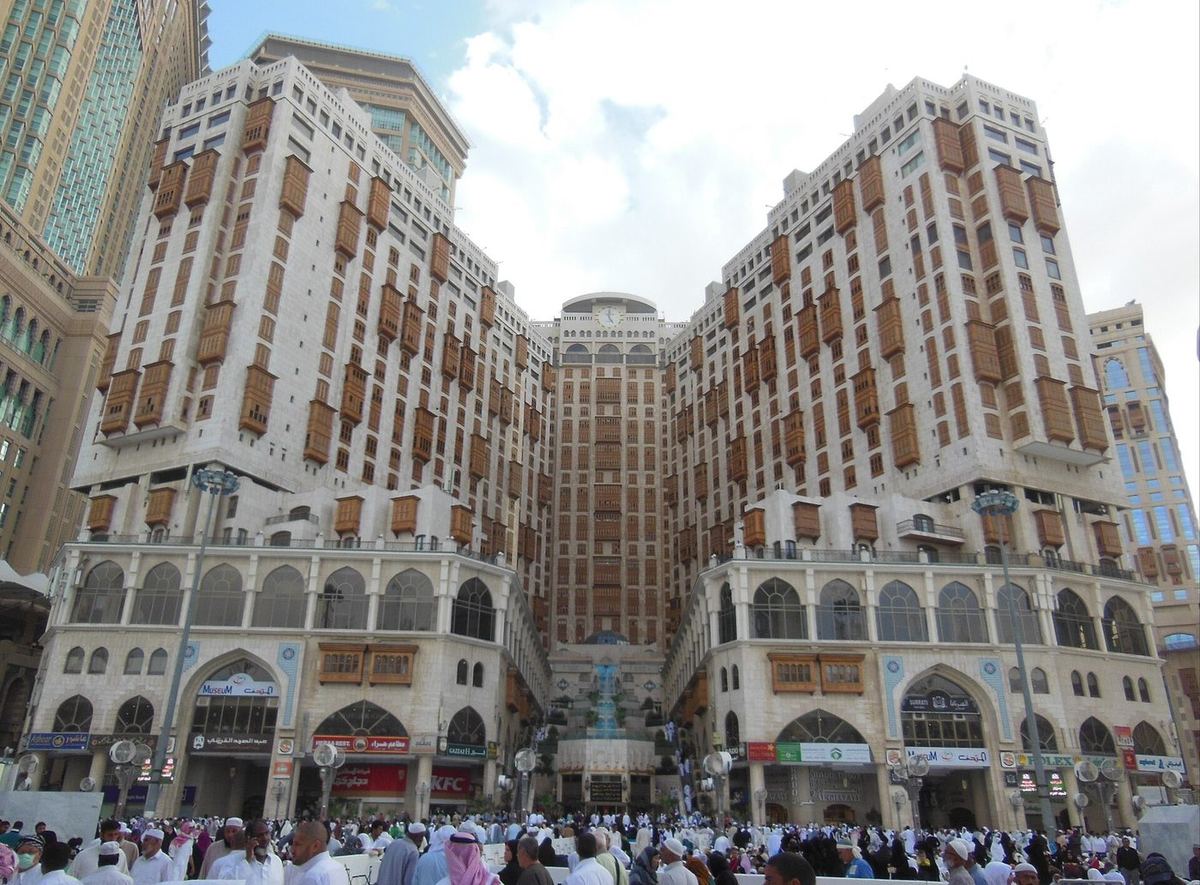 Dar Al Eiman Royal Hotel